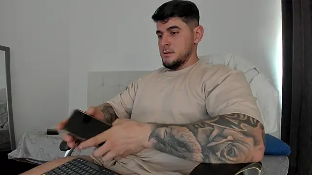 Teilor Creed online show from 11-26-25, 07:37