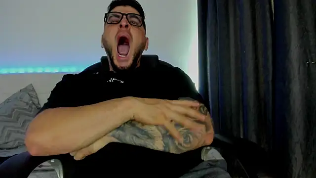 Snapshot of Teilor_Creed chatting on 02-11-26, 09:20 Teilor Creed online show from 02-11-26, 09:20