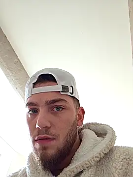 Snapshot of incr18 chatting on 02-27-26, 11:21 incr18 online show from 02-27-26, 11:21