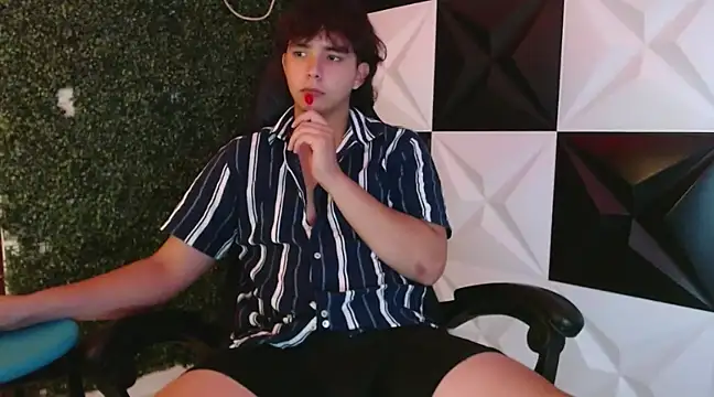 Dani cumboy online show from 02-15-25, 03:31