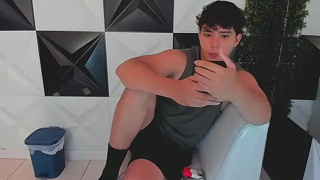 Dani cumboy online show from 10-12-25, 01:54