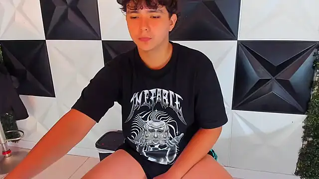 Dani cumboy online show from 10-23-25, 03:33