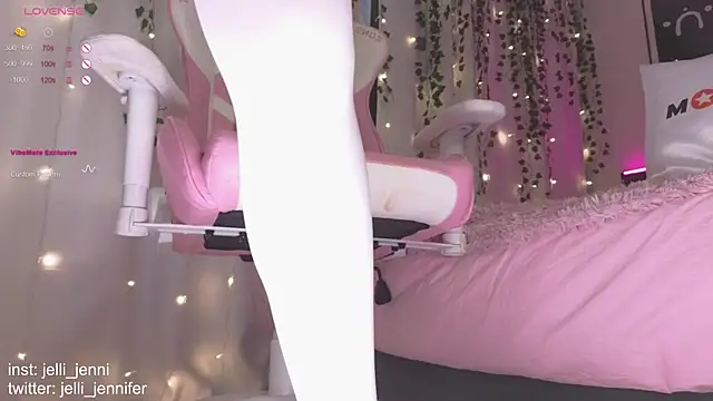 jelli jenni online show from 12-27-24, 08:13