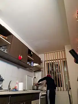 Evadesirex46 online show from 12-21-24, 04:46