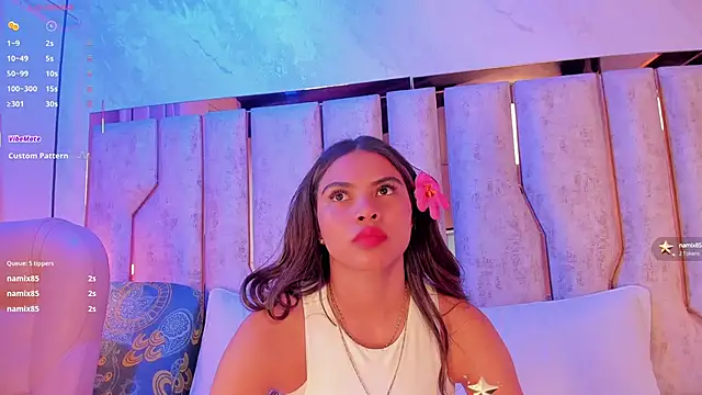 Snapshot of barbara_cambels chatting on 09-18-25, 09:06 barbara cambels online show from 09-18-25, 09:06