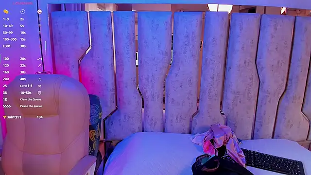 Snapshot of barbara_cambels chatting on 09-21-25, 07:04 barbara cambels online show from 09-21-25, 07:04