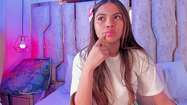 Snapshot of barbara_cambels chatting on 09-28-25, 06:57 barbara cambels online show from 09-28-25, 06:57