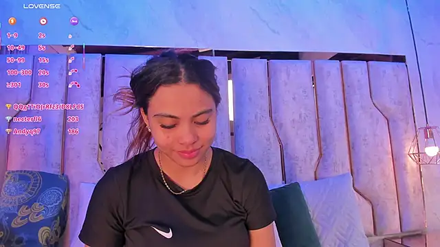 Snapshot of barbara_cambels chatting on 12-04-25, 07:11 barbara cambels online show from 12-04-25, 07:11