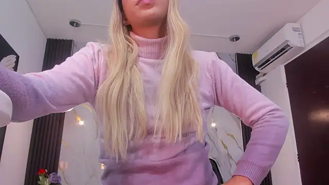 Tiff Valentine online show from 02-02-25, 11:19