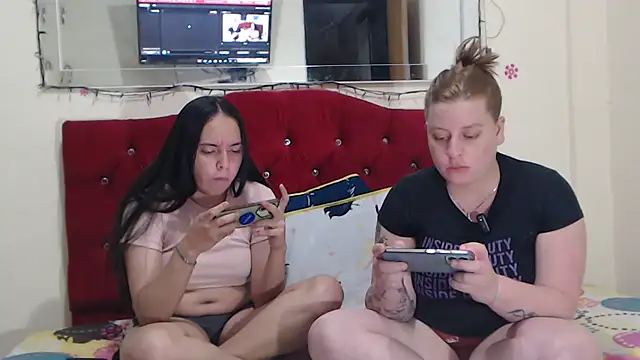 Lola barbara online show from 01-17-25, 03:12