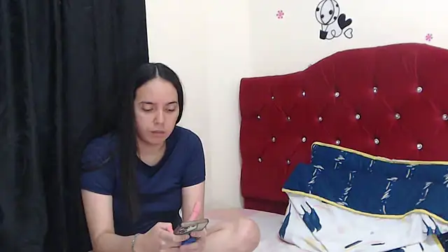 Lola barbara online show from 01-23-25, 01:08