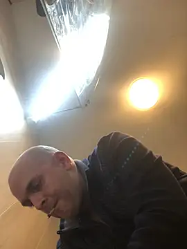 Bigtoyaddict online show from 02-20-26, 05:59