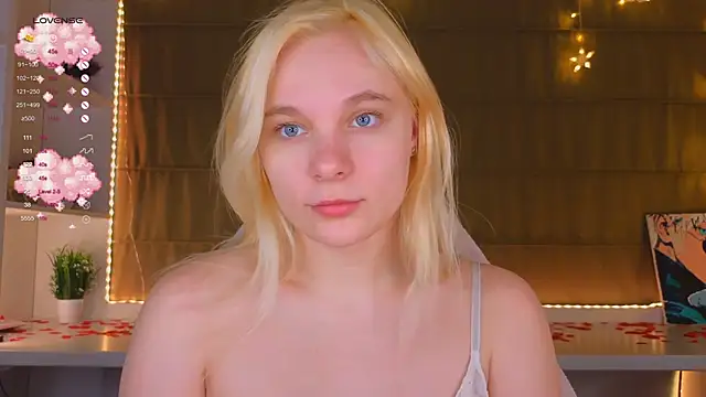 NaokoStifel online show from 02-07-25, 01:04