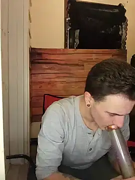 Snapshot of L0ST_BOi chatting on 12-04-24, 11:13 L0ST BOi online show from 12-04-24, 11:13