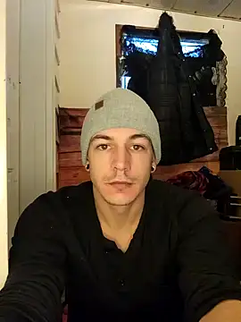 Snapshot of L0ST_BOi chatting on 12-08-24, 02:41 L0ST BOi online show from 12-08-24, 02:41