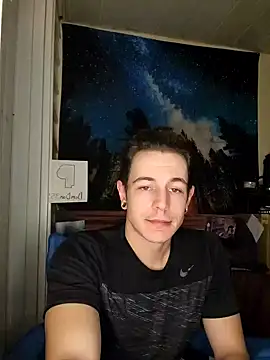 Snapshot of L0ST_BOi chatting on 01-11-25, 12:33 L0ST BOi online show from 01-11-25, 12:33