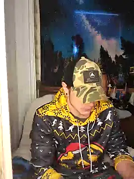 Snapshot of L0ST_BOi chatting on 01-25-25, 08:10 L0ST BOi online show from 01-25-25, 08:10