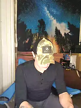 Snapshot of L0ST_BOi chatting on 01-30-25, 01:22 L0ST BOi online show from 01-30-25, 01:22