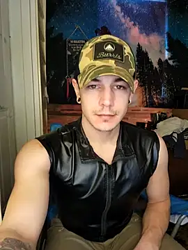 Snapshot of L0ST_BOi chatting on 02-10-25, 08:53 L0ST BOi online show from 02-10-25, 08:53