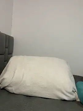 BrittanyDiaz online show from 10-07-25, 07:00