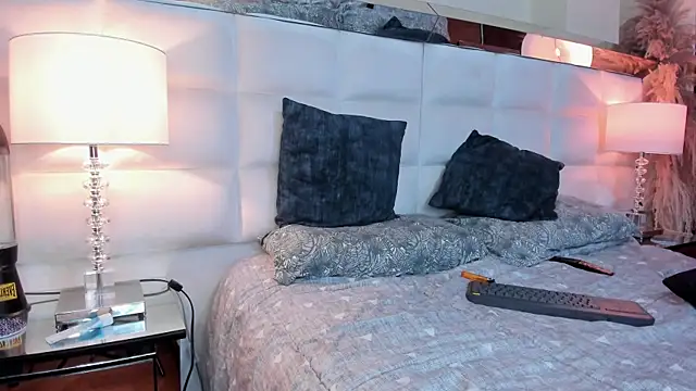 Adam tatto online show from 03-20-25, 04:18