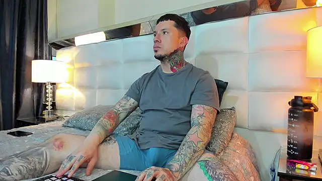 Adam tatto online show from 10-25-25, 05:37