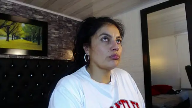 Snapshot of Lust_Mom41 chatting on 12-04-24, 09:24 Lust Mom41 online show from 12-04-24, 09:24