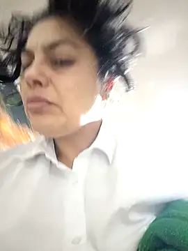 Snapshot of Lust_Mom41 chatting on 12-10-24, 02:06 Lust Mom41 online show from 12-10-24, 02:06