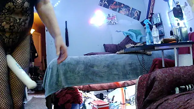 juscjen online show from 04-03-26, 02:42