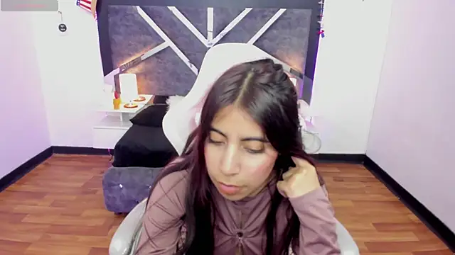 Snapshot of lunitaa18 chatting on 02-10-25, 09:25 lunitaa18 online show from 02-10-25, 09:25