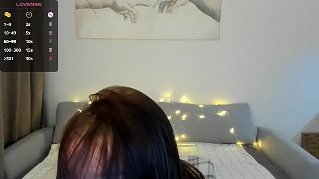 Snapshot of crystal_lilith chatting on 12-20-25, 06:26 crystal lilith online show from 12-20-25, 06:26