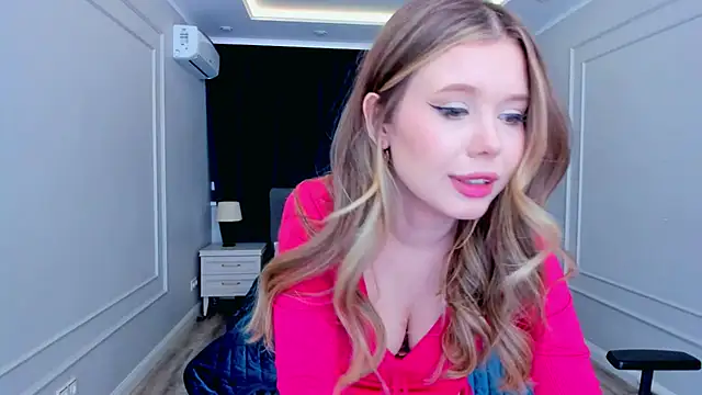 FollowLovee online show from 01-25-25, 05:40