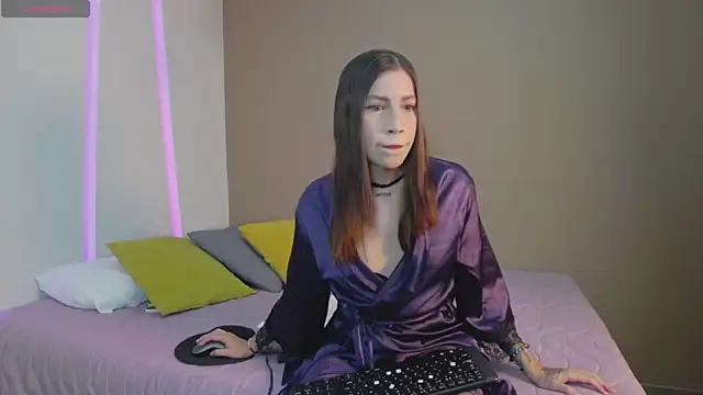 LynnSam  online show from 02-01-25, 01:55