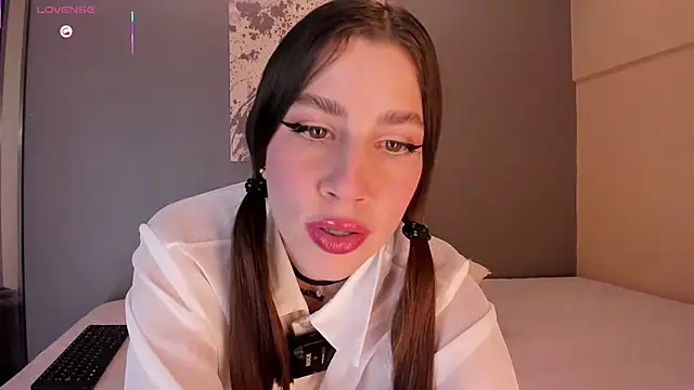 LynnSam  online show from 09-27-25, 11:10