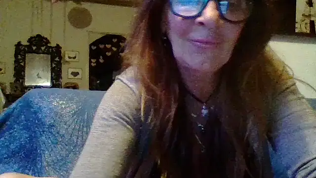 Snapshot of gildamilf chatting on 05-25-26, 07:20 gildamilf online show from 05-25-26, 07:20