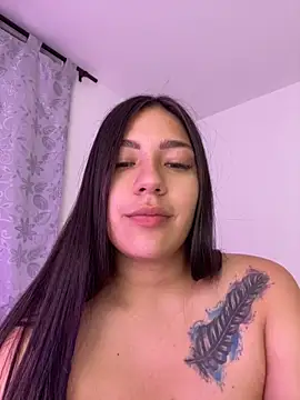 Latina vanessa online show from 03-16-25, 11:36