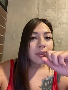 Snapshot of Latina_vanessa chatting on 06-17-26, 12:24 Latina vanessa online show from 06-17-26, 12:24