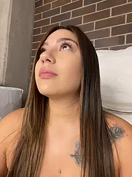 Latina vanessa online show from 07-24-26, 11:36