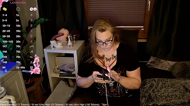 Big Beautiful MILF online show from 01-11-26, 03:50