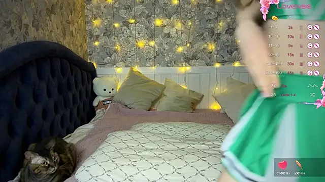 ChloeMillerMeow online show from 02-25-25, 07:47