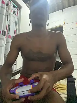 Snapshot of Larry-n-clouds chatting on 01-08-26, 04:04 Larry-n-clouds online show from 01-08-26, 04:04