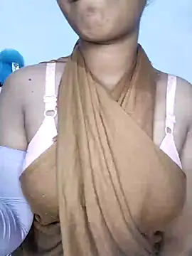 Snapshot of ASHUGIRL_JAY chatting on 02-16-25, 05:48 ASHUGIRL JAY online show from 02-16-25, 05:48
