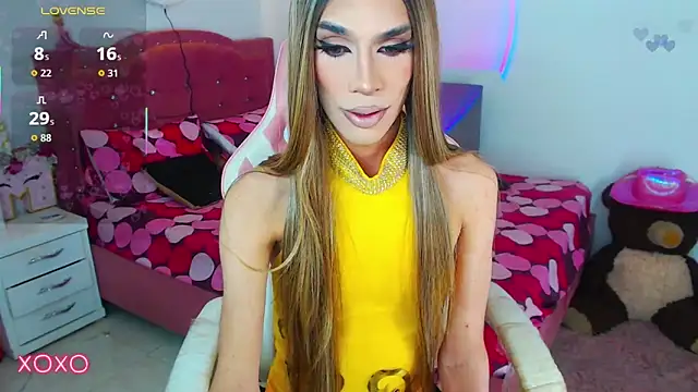 Snapshot of camila_hootie chatting on 02-06-26, 07:17 camila hootie online show from 02-06-26, 07:17