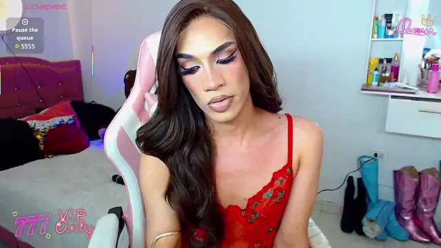 camila hootie online show from 04-19-26, 07:16