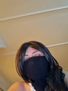 Snapshot of Rozittaa chatting on 01-18-25, 02:55 Rozittaa online show from 01-18-25, 02:55