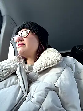 RinaCat online show from 01-14-26, 05:35