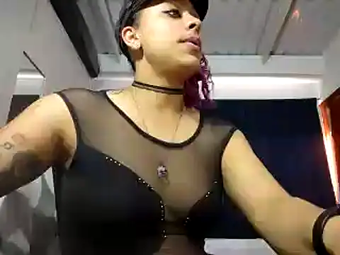 Snapshot of Cata_Blue__ chatting on 01-02-25, 09:39 Cata Blue   online show from 01-02-25, 09:39