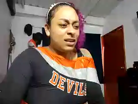 Snapshot of Cata_Blue__ chatting on 01-30-25, 05:49 Cata Blue   online show from 01-30-25, 05:49