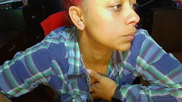 Snapshot of Cata_Blue__ chatting on 01-18-26, 02:43 Cata Blue online show from 01-18-26, 02:43