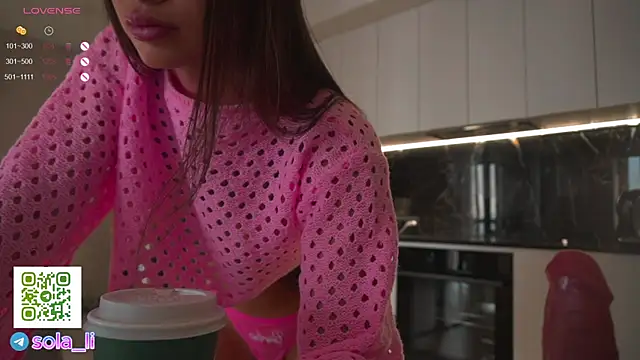 Snapshot of Sola_LI chatting on 03-01-25, 02:59 Sola LI online show from 03-01-25, 02:59